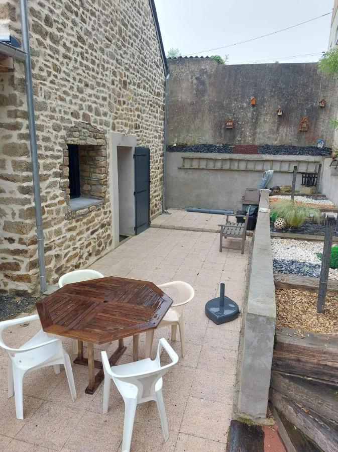 Studio Idealement Situe Au Calme Lorient Exterior photo